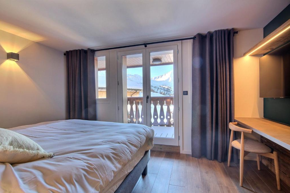 Chalet-Plagne-Soleil-REF74154785