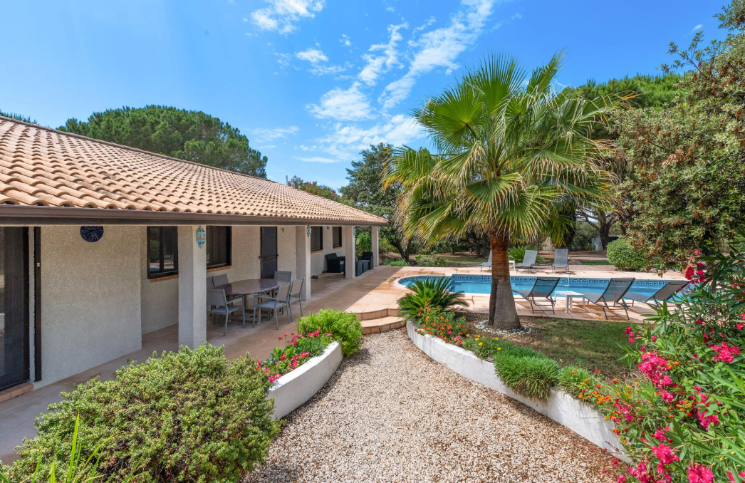 Maison-Vias-REF1231235