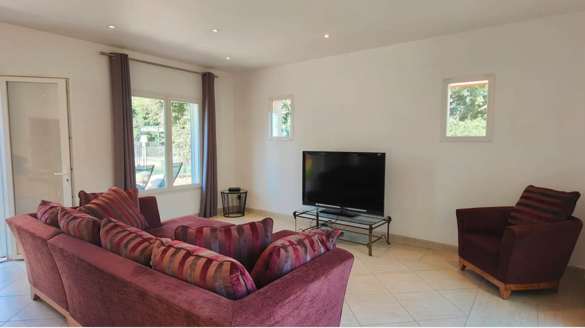 Maison-Saint-Raphael-REF6767596